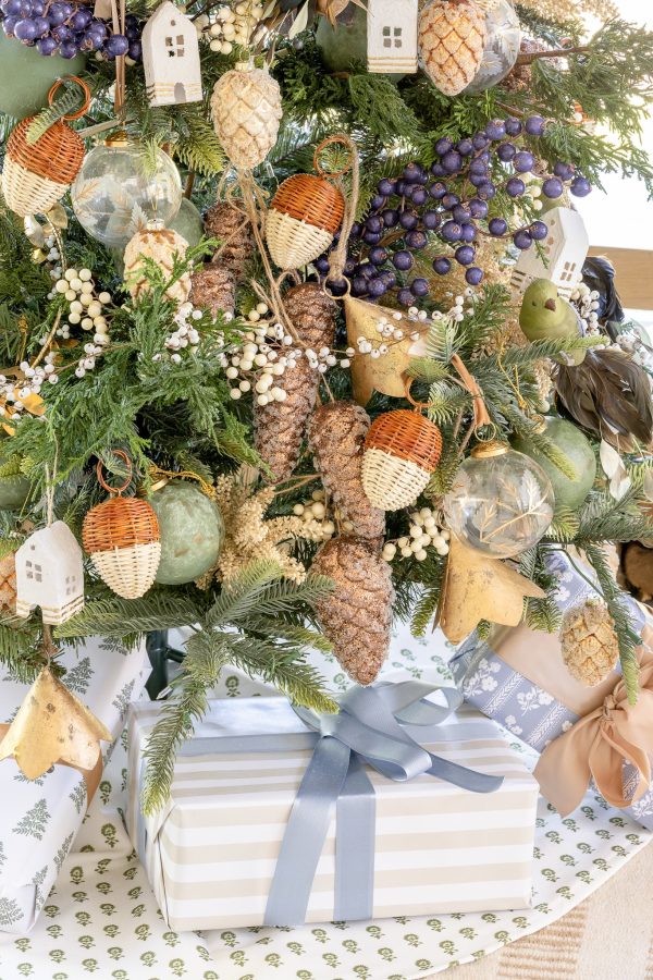 Glitter Pinecone Cluster on Sale - Image 4