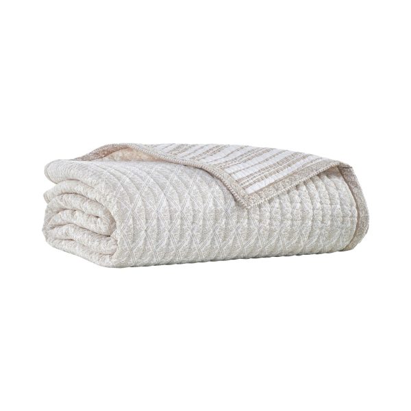 Nolan Quilt in Sand Online